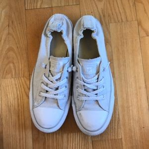 Shoreline slip on converse